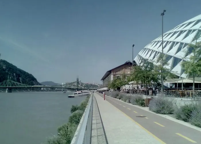Cosyspacious Last Century Style Downtown 부다페스트