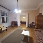 Apartament Cosyspacious Last Century Style Downtown Budapesta