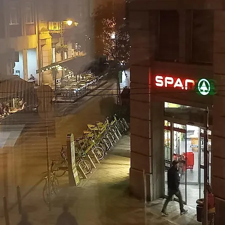 Cosyspacious Last Century Style Downtown *